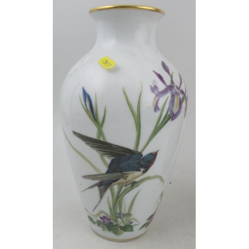 372 - A Franklin Porcelain vase, decorated in the Meadowland Bird pattern, together with a Satuma vase