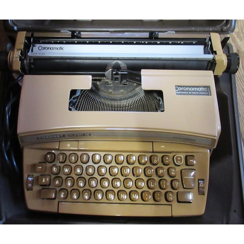 465 - A typewriter