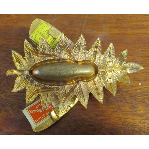 186 - W Avery & Son, Redditch, The Bee case, a gilt metal needle case modelled as a bee, length 4ins