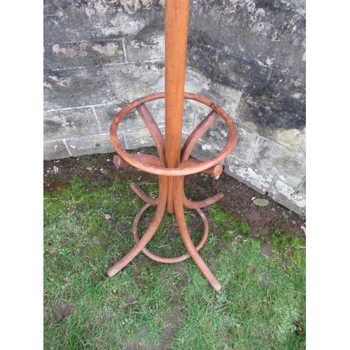 25 - A Brentwood hat stand, height 79ins