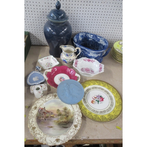 253 - A collection of porcelain, to include a Doulton Burslem plate decorated by Horse