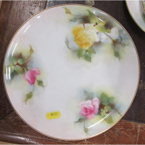 286 - A Royal Worcester tea set, comprising a tea pot, jug, two bowls, a plate, six cups, six saucers and ... 