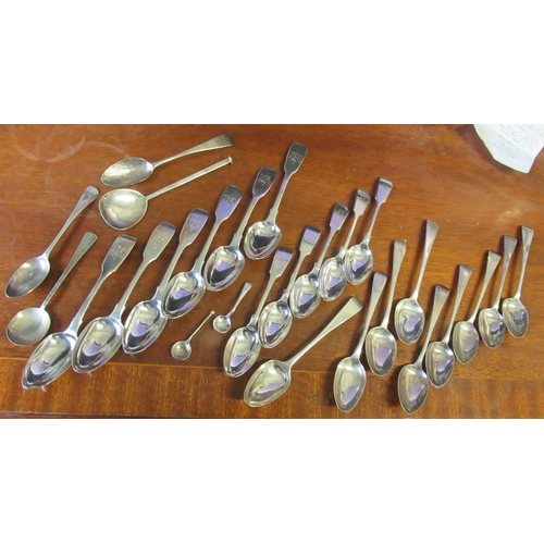 295 - A collection of silver flatware, to include sets of teaspoons, weight 15oz