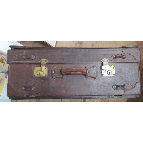 63 - An Orient Leather Company vintage suitcase