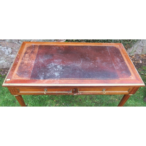 23 - A 19th century French mahogany writing desk, with inset leather writing surface, pair of frieze draw... 