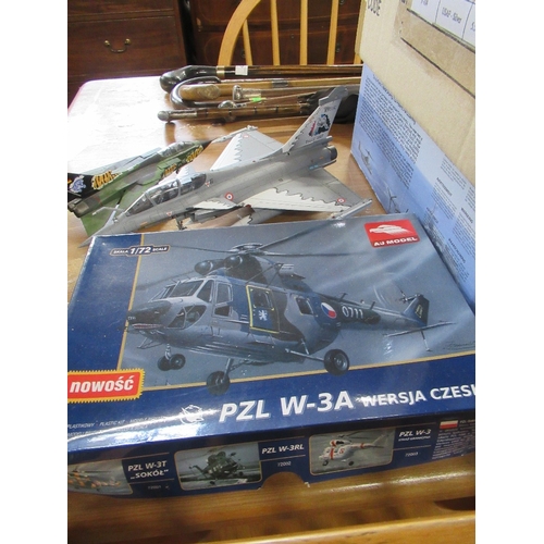 422 - A collection of model aeroplanes, including Osprey , die cast examples