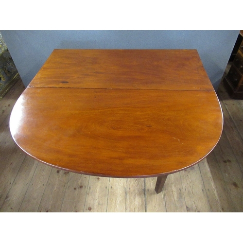 51 - A 19th century mahogany drop leaf table width 45ins, height 29ins