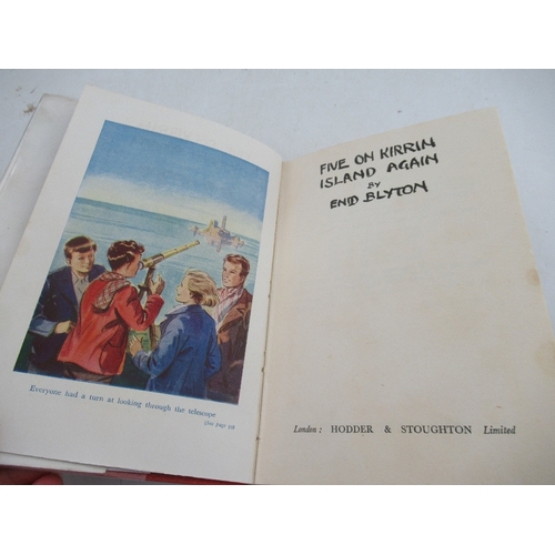 196 - Enid Blyton Five On Kirran Island Again , published Hodder and Stoughton 1st editiion 1947 d/w red p... 