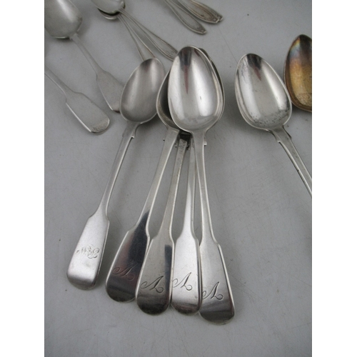 248 - A collection of silver flatware, to include fiddle pattern tea spoons, weight 15oz