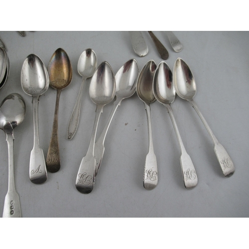 248 - A collection of silver flatware, to include fiddle pattern tea spoons, weight 15oz