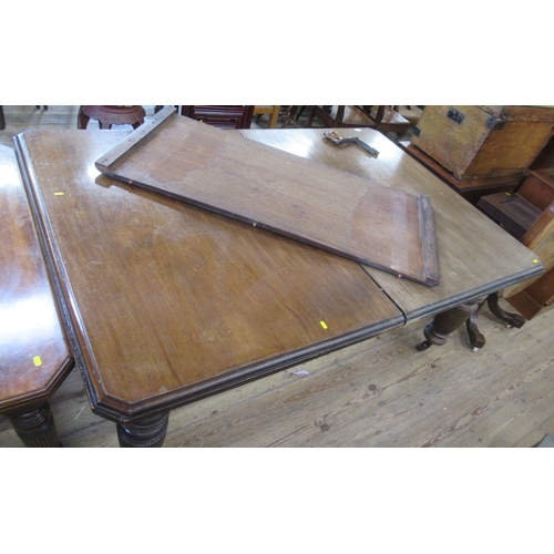 53 - Two 19th century mahogany extending dining tables, each table has an extra leaf and handle, total le... 