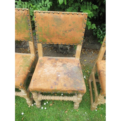 13 - A set of 6 (4+2)  oak 17th century style dining chairs