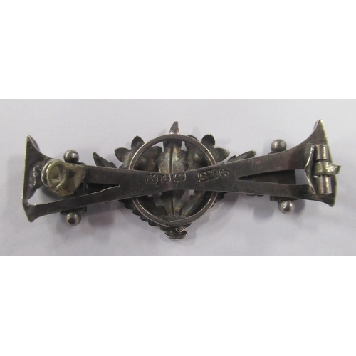 213 - An Edwardian silver bar brooch, af together with a small silver case, weight 9g