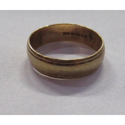 235 - A 9ct gold wedding band, weight 3.1g, together with a stone set stick pin