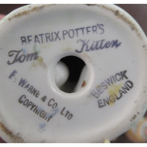 251 - 8 Beswick Beatrix Potter figures to include Aunt Peticotes, Tabitha Twichit, Taylor of Gloucester et... 