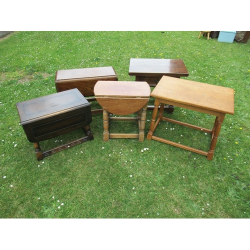 52A - Five assorted occasional / coffee tables