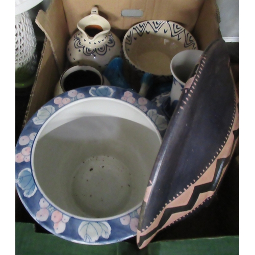 323 - A box of assorted items, together with various table lamps etc