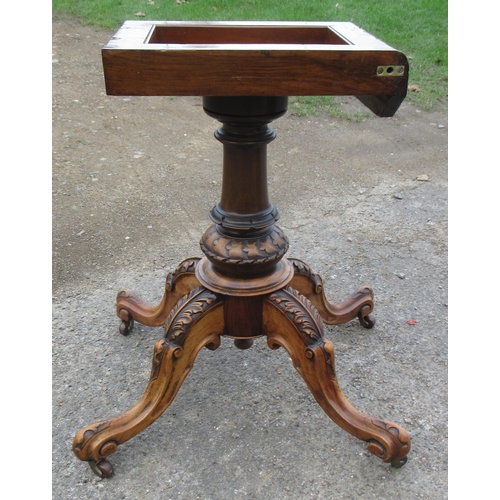 47 - A 19th century oval loo table, with well figured walnut top, width 46ins, depth 35.5ins