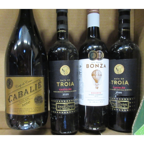 237 - A box of mixed wines