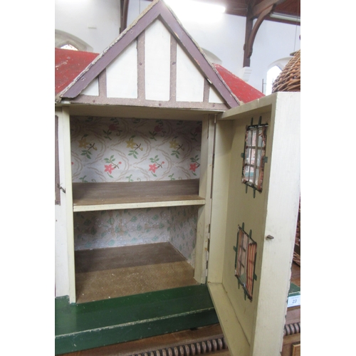 23 - A 1930's style dolls house