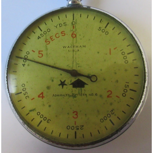 264 - A Waltham military issue Second World War Admiralty pattern No.6 stopwatch, the back stamped PATT.6 ... 