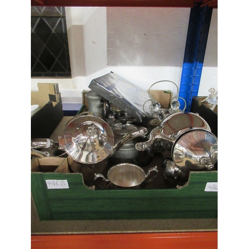 436b - A box of silver plate etc