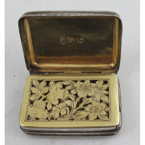 251 - A Georgian silver vinaigrette, with pierced and engraved gilt grill, together with a silver pill box... 