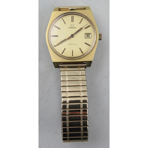 286 - A gentleman's gold plated Omega wrist watch, with champagne dial, day and date adjust, inscribed wit... 