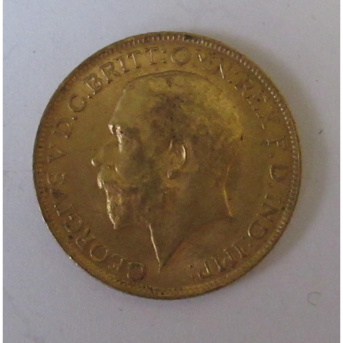 293 - A gold sovereign, 1911