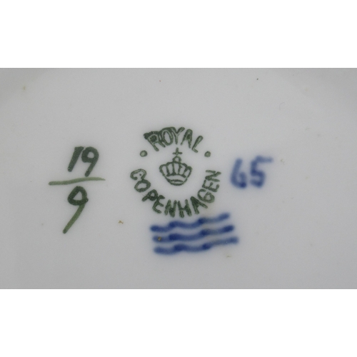 291 - A Royal Copenhagen rare covered dish, with crab decoration, (small chip to the lid), No 19/9 made be... 