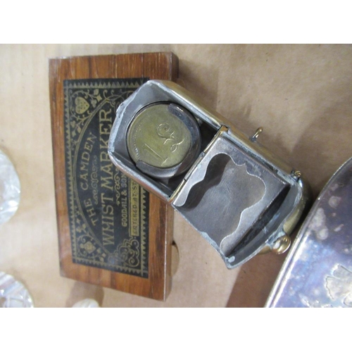 458 - A collection of sundries to include  whist marker, vesta, coin holder and various silver curet