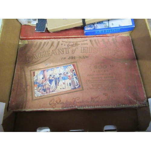 491 - Two boxes of vintage jigsaw puzzles