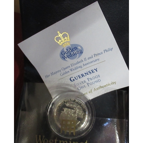 301 - A collection of coins, to include a Queen Mother Centenary coin, Bicentenary Battle of Jersey, Queen... 