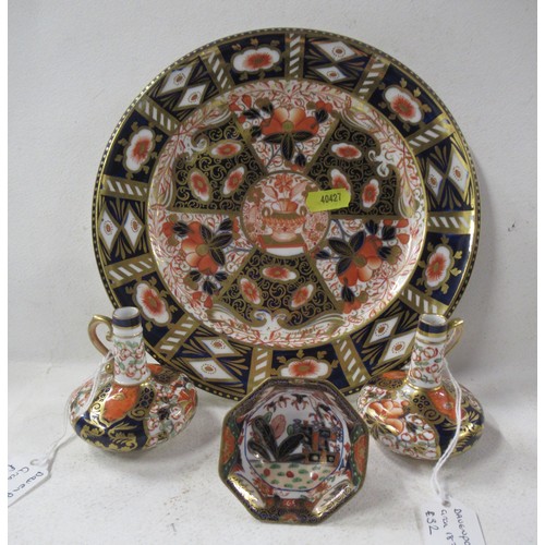 A Davenport plate, and two miniature flasks decorated in the Imari ...