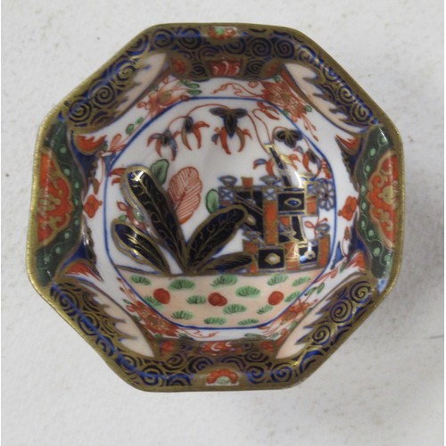 A Davenport plate, and two miniature flasks decorated in the Imari ...
