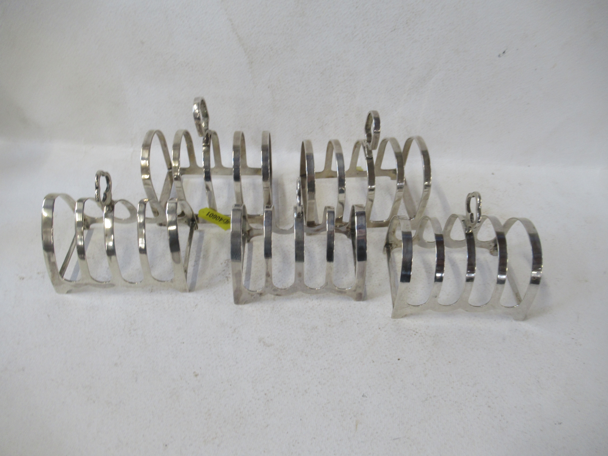 Fiver silver five bar toast racks, weight 8oz