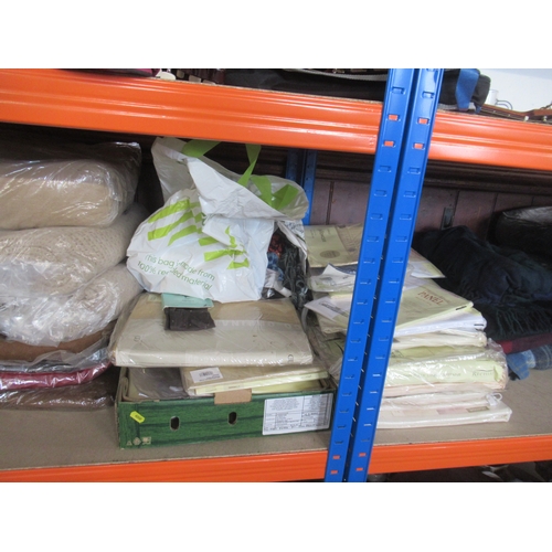 524 - A collection of linen, blankets etc, together with a box of assorted items
