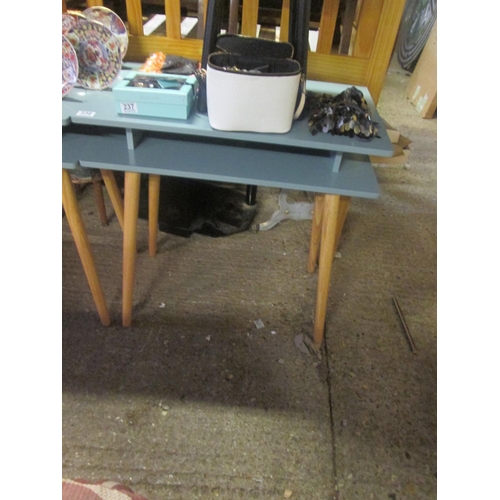 236 - Habitat desk