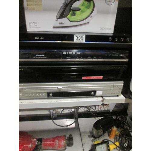 399 - 4 DVD players