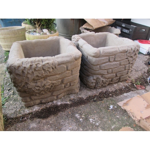 64 - Pair square pots