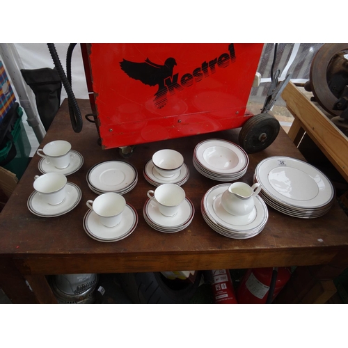 35 - Royal Doulton part dinner set