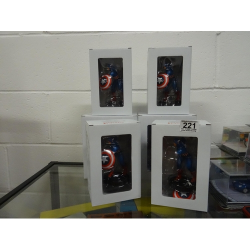 221 - 6 marvel figures