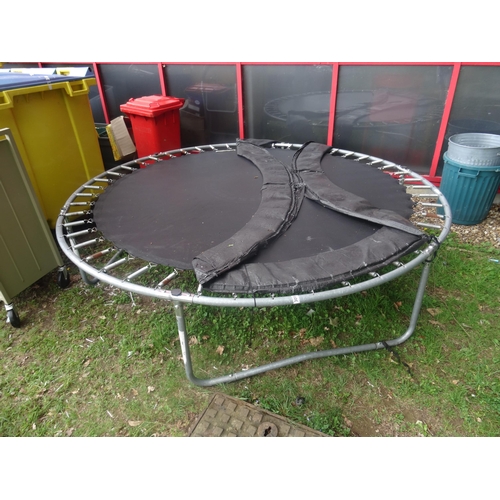 309 - 10ft trampoline