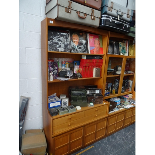 8 - Nathan wall unit