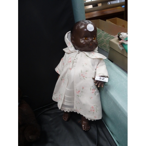 32 - Vintage doll