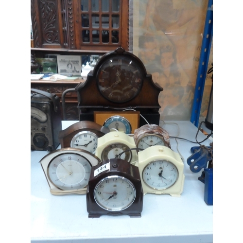 144 - Qty vintage & other mantle clocks