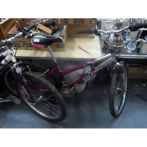 258 - Ladies raleigh bike