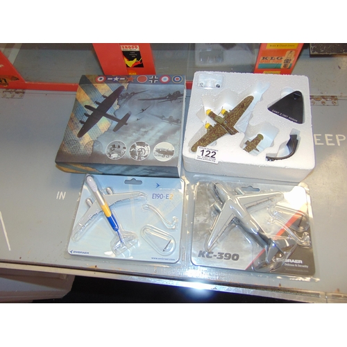 122 - 3 Model planes