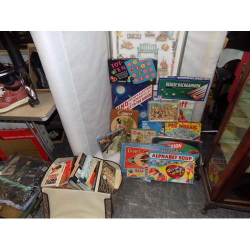 250 - Vintage board games etc