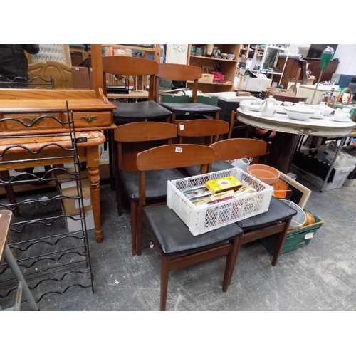 300 - Retro drop leaf table & 6 chairs